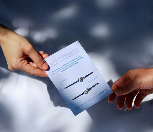 Pulseras Bond & Blossom